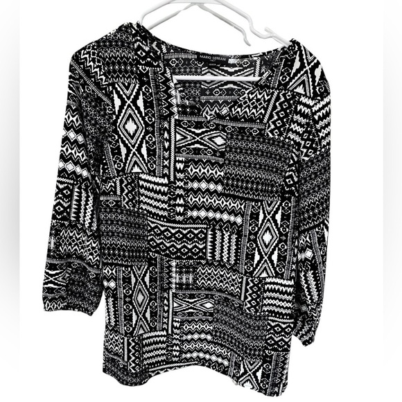 Mario Serrani Tops - Mario Serrani Monochrome Geometric Blouse